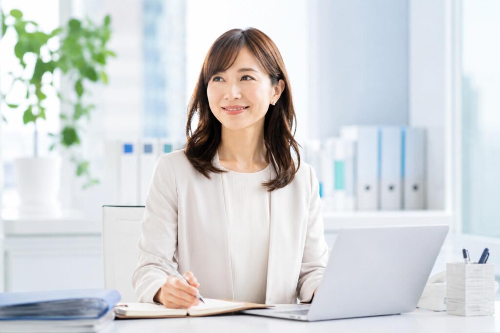 新潟市中央区｜秘書補助【派遣】　9:30始業♪秘書アシスタント 短時間相談OK！