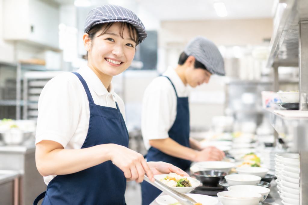 新潟市中央区｜調理補助業務【派遣】【夕方から5時間】未経験歓迎！シフト制で時間相談◎