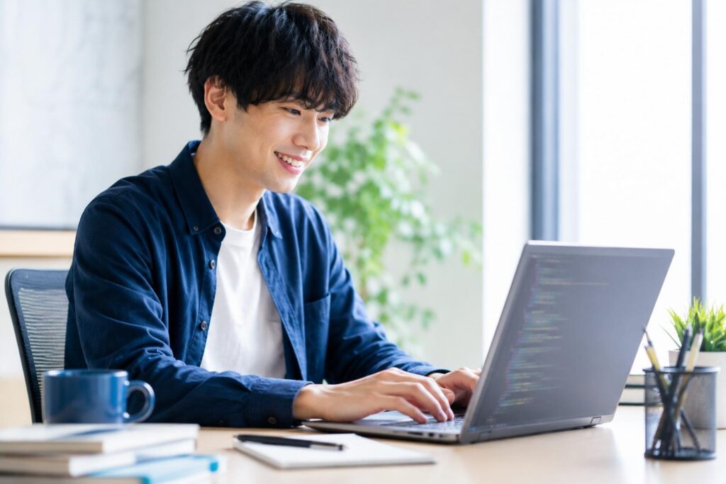 新潟市西区｜プログラマー【派遣】高時給1,800～2,000円/プログラミング経験を活かして収入アップ！土日祝休み◎